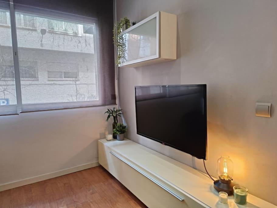 Siglo XX - Nuevo Apartamento Para 3 Барселона Экстерьер фото